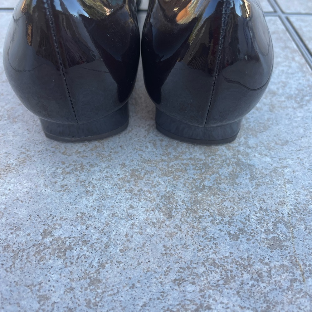 Salvatore Ferragamo Black Patent Leather Ballet Flats - Picture 12 of 14